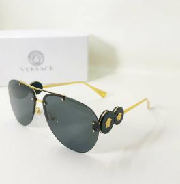 Picture of Versace Sunglasses _SKUfw52150381fw